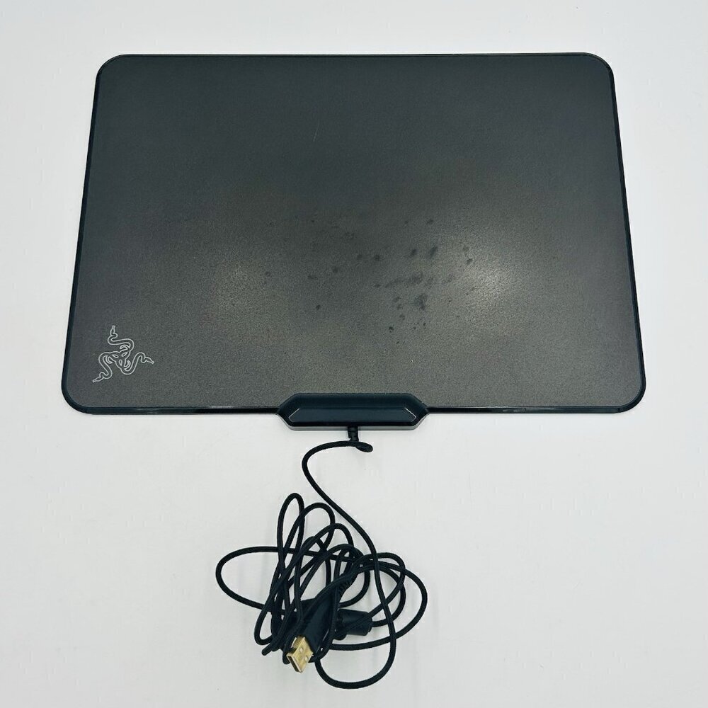 Razer Firefly Rz02-0135 - Hard Surface Gaming Mouse Mat Black